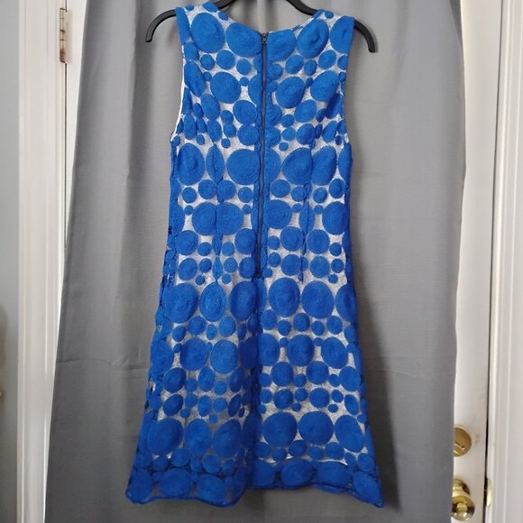 ❤️ALICE + OLIVIA Blue Dot Lace Shift Dress - Size 6 - Picture 5 of 8
